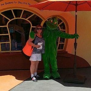 Meet your Posher, Christi